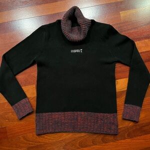 Esprit Women's Black and Burgundy Cashmere Turtleneck Sweater No Size Tags
